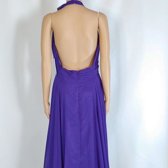(25)  NWT Wow Halter Top Long Gown in Purple in size 22 - Picture 2 of 3